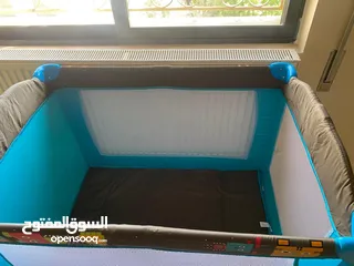  3 تخت أطفال مع فرشه بحال الجديد