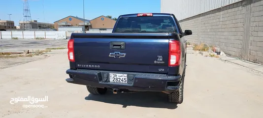  5 Chevrolet Silverado LTZ 1500