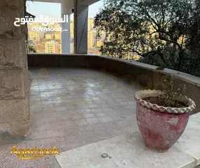  2 شقة مفروشة للايجار مناسبةللعائلات والاجاني قريبة من كافة الخدمات