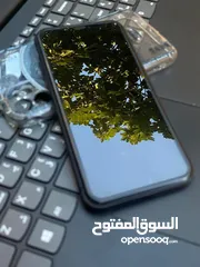  2 iPhone 11 64G بحاله الوكاله