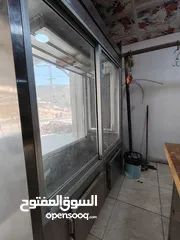  3 ثلاجة عرض وثلاجة تخزين للبيع بحاله ممتازه مكفولات