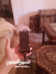  6 موجود لابتوب ديل كل شي موضح في الصور كامله مع شاحن اصلي و ماوس و شنته للبدل على ايفون 11 او اذا في