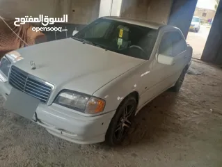  5 مرسيدس 2000 تسير 2004