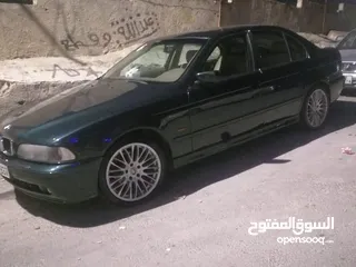  8 BMW 520 موديل 2000