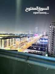  1 (ضياء) غرفة وصالة للايجار الشهري في الشارقة الخان بفرش فندقي ثاني ساكن شامل انترنت  سهل المخرج ل دبي