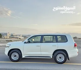  7 لاندكروزر خليجي 2017 GX 4000 للبيع فقط   مع إمكانية تخليص اجراءات  Land cruser 2017 Golf for sale