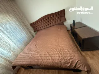  4 غرفه نوم مزوج مستعمله مع فرشه لانا خشب ثقيل وكاله