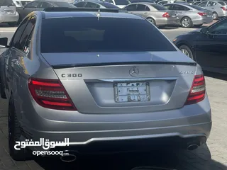  2 مرسيدس C300 بحالة ممتازة للبيع أمريكي