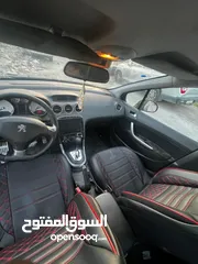  3 سيارة بيجو