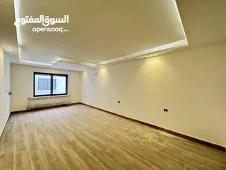  17 شقة طابق ارضي للبيع مساحة 240م باجمل مناطق خلدا (مشروع 113)