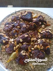  6 شيف شرقي وغربي وسلطات ابحث عن عمل خبرة في الاكل العربي والغربي والسلطات خبره اكثر من 15سنه