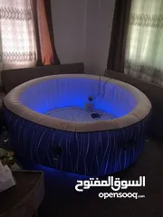  1 جاكوزي حامي بارد