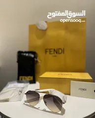  4 للبيع نظارة FENDI جديدة