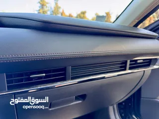  25 // السعر شامل التنازل// مازدا زوم 3 SkyActive مايلد هايبرد 2023 وارد الخياط عداد 43 ألف فقط كرت ابيض