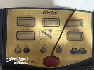  2 جهاز مشي تريدمل من نوع لايف جير   Lifegear Treadmill