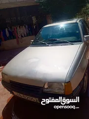 5 اوبل كدت موديل 1990ماشا الله عليها لا تحتاج اي نوع صيانه كوشوك نضيف ادهان نضين مرخصه لشهر 11