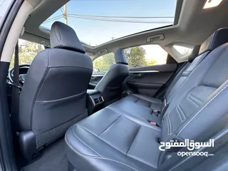  17 Lexus nx300h 2020