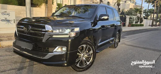  15 Toyota Land Cruiser 2020 VX-S grand touring s بحالة الوكالة اصلي فحص كامل