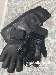  2 قفاز حراسه اصلي شوف الوصف