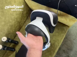  7 نظارة PlayStation VR V2 أصلية للبيع