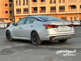  4 نيسان التيما وارد أمريكي موديل 2020 ماشي 79123 ايرباجات وكالة  1N4BL4BV6LC197104