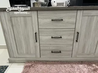  2 Sideboard with mirror