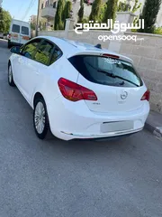  2 اوبل استرا فحص نخب