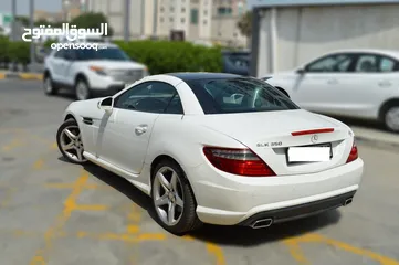  3 Mercedes SLK350 2015