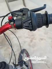  6 بسكليت ( دراجة هوائية ) نمرة 26 مستعمل امريكي بحاله ممتازه جدا، للبيع سريع