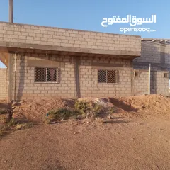  2 منزل مستقل للبيع بسعر مغري جدا بداعي السفر