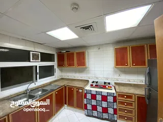  3 Bed space available in Baniyas metro station