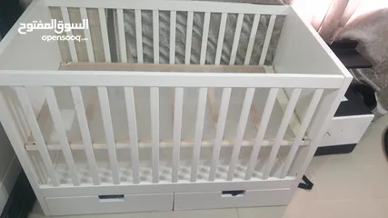  4 سرير أطفال قابل للتعديل طبقتين ( ايكيا )