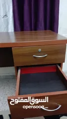  6 مكتب جديد لم يستعمل بعد بني بحالة الوكالة