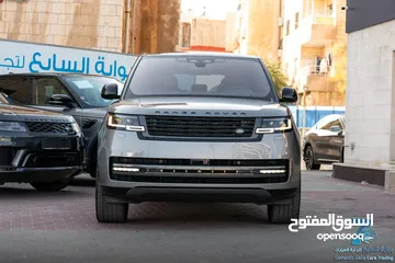  3 Range Rover Vogue 2023