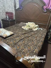  5 غرفة نوم لون بني شبه جديده خشب عيار 18 لاتيه