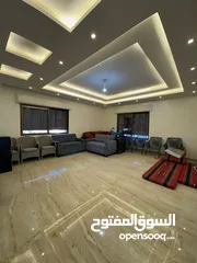  20 شقة جديدة لم تسكن بمساحة 300م