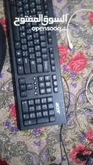  1 جهاز كمبيوتر مكتبي  مني جميل وخفيف