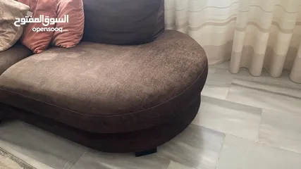  2 كورنر ايكيا مستعمل