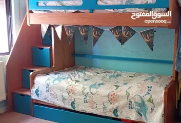  1 سرير  اطفال