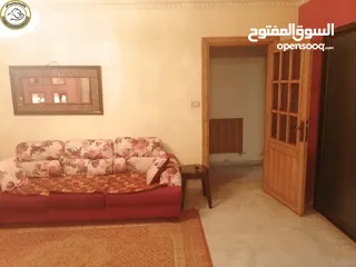  5 شقة أرضية مميزة للبيع في الدوار السابع  - قرب كوزمو 160م مع حديقة وترسات 200م