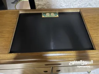  4 خزانة تلفاز / مكتب للبيع تفصيل