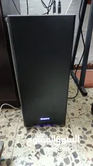  1 كمبيوتر قيمنق مع ماوس و كيبورد مستعمل للبيع