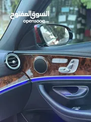  22 ‏Mercedes - Benz  E300