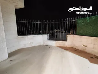  8 للايجار شقه طابقيه جزء من فيللا بجانب اوريدوو