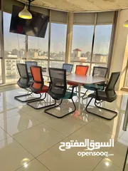  1 مكتب مفروش