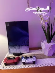  1 PS5 FAT نسخة الاقراص للبيع بحالة شبه جديد