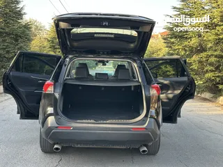  36 TOYOTA RAV4 HYBRID 2021 XLE