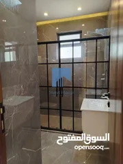  2 شقة أرضية فاخرة للبيع في خلدا  - خلف بردايس 182م مع ترس 50م تشطيب سوبر ديلوكس لم تسكن