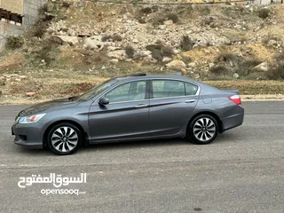  4 هوندا اكورد هايبرد 2015 فل الفل تورنج مميزه للبيع بسعر مغري 12000دينار