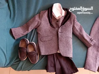  17 فساتين سهره بحاله جيده جدا بدله  اطفال لعمر 4 سنين 4 دنانير  بدله اطفال لعمر 8 سنين سكني بسعر 4
